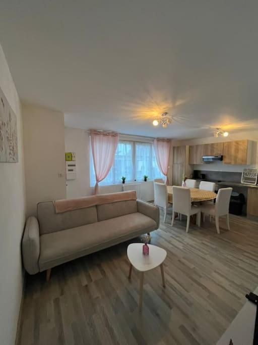 Gite La Perle Rose 50 M² Orchies Esterno foto